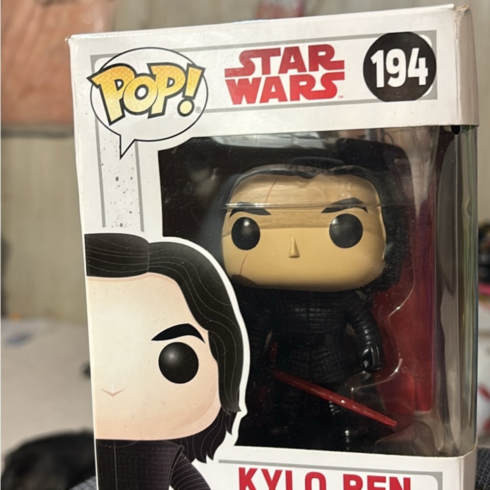 Funko Pop Star Wars Kylo Ren Black and Red Figure